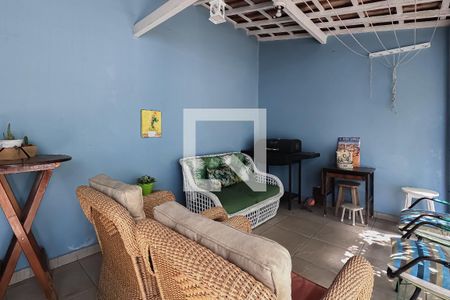 Casa à venda com 300m², 3 quartos e 3 vagasQuintal