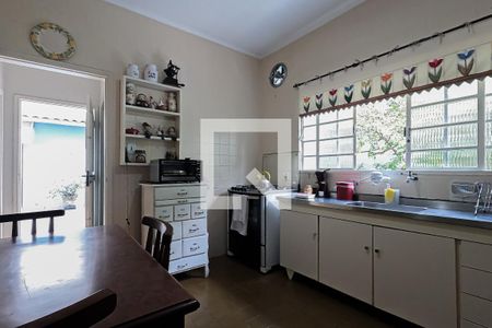 Casa à venda com 300m², 3 quartos e 3 vagasCozinha