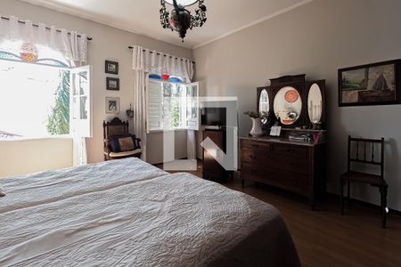 Casa à venda com 300m², 3 quartos e 3 vagasSuíte