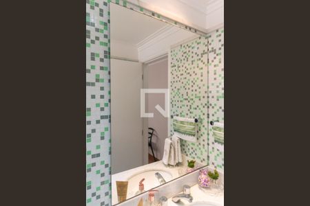 Apartamento à venda com 129m², 3 quartos e 3 vagasBanheiro da Suíte 3