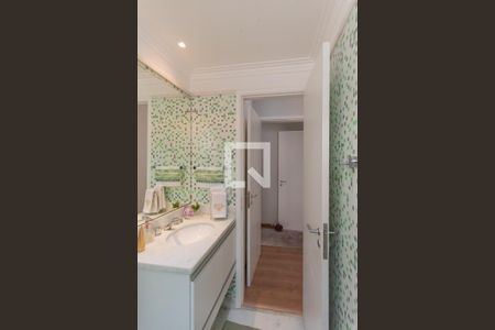 Apartamento à venda com 129m², 3 quartos e 3 vagasBanheiro da Suíte 3