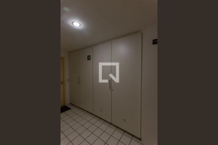 Apartamento à venda com 129m², 3 quartos e 3 vagasCorredor Externo-Armário