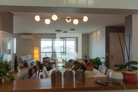 Apartamento à venda com 129m², 3 quartos e 3 vagasCozinha/Sala