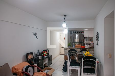 sala de apartamento para alugar com 2 quartos, 58m² em Pechincha, Rio de Janeiro