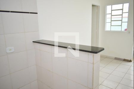 Casa para alugar com 35m², 1 quarto e sem vaga Casa para alugar com 35m², 1 quarto e sem vagaCozinha