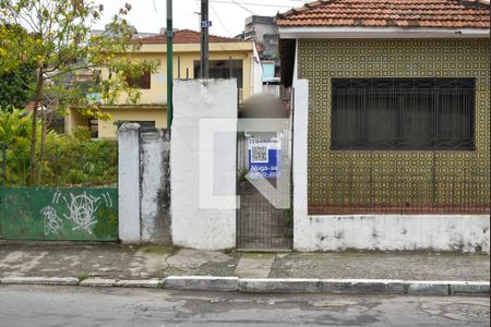 Casa para alugar com 35m², 1 quarto e sem vaga Casa para alugar com 35m², 1 quarto e sem vagaFachada