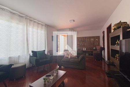Sala de casa para alugar com 3 quartos, 120m² em Boa Vista, Curitiba