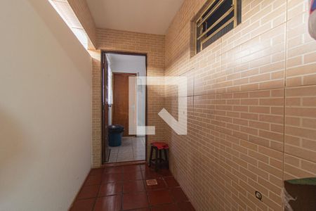 Casa para alugar com 120m², 3 quartos e 3 vagasBanheiro Corredor