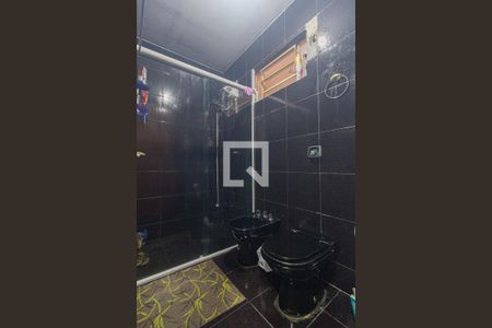 Casa para alugar com 120m², 3 quartos e 3 vagasBanheiro 2