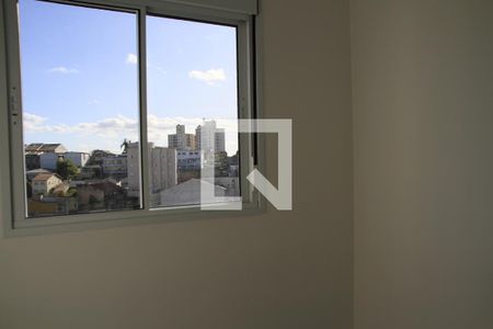 Quarto 2 de apartamento para alugar com 2 quartos, 47m² em Vila Carmosina, São Paulo
