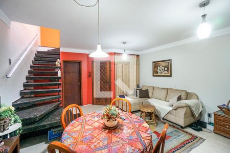 Sala de casa à venda com 3 quartos, 250m² em Chácara Califórnia, São Paulo