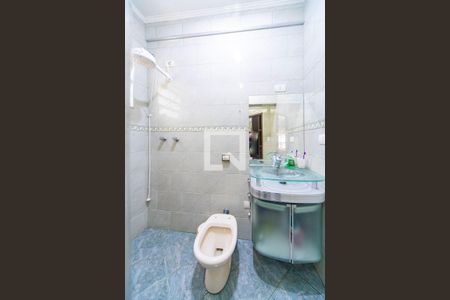 Casa à venda com 302m², 4 quartos e 2 vagas Casa à venda com 302m², 4 quartos e 2 vagasBanheiro do Quarto 1