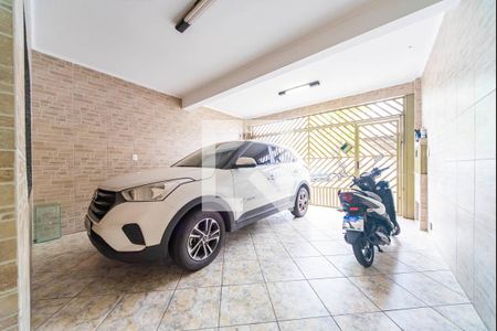 Casa à venda com 302m², 4 quartos e 2 vagas Casa à venda com 302m², 4 quartos e 2 vagasGaragem