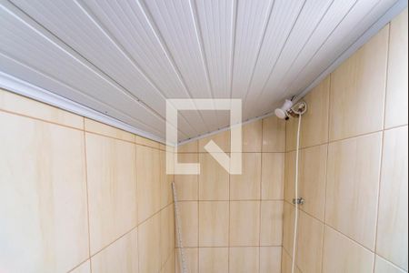 Casa à venda com 302m², 4 quartos e 2 vagas Casa à venda com 302m², 4 quartos e 2 vagasChuveiro