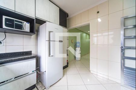 Casa à venda com 302m², 4 quartos e 2 vagas Casa à venda com 302m², 4 quartos e 2 vagasCozinha