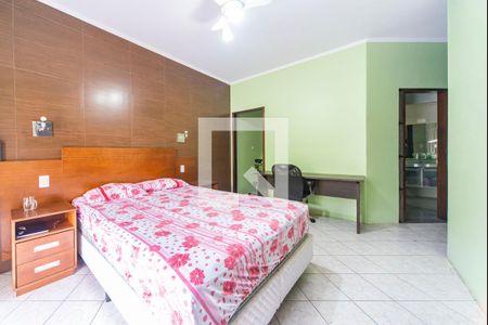 Quarto 1 de casa à venda com 4 quartos, 302m² em Parque Sao Vicente, Santo André