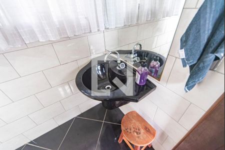 Casa à venda com 302m², 4 quartos e 2 vagas Casa à venda com 302m², 4 quartos e 2 vagasPia