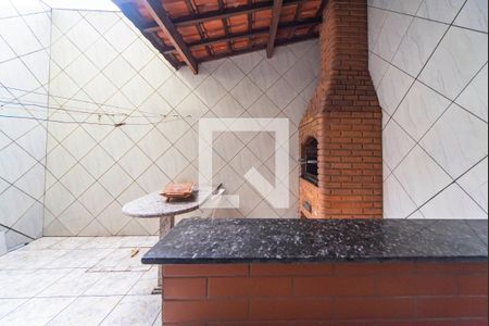 Casa à venda com 302m², 4 quartos e 2 vagas Casa à venda com 302m², 4 quartos e 2 vagasChurrasqueira