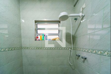 Casa à venda com 302m², 4 quartos e 2 vagas Casa à venda com 302m², 4 quartos e 2 vagasChuveiro