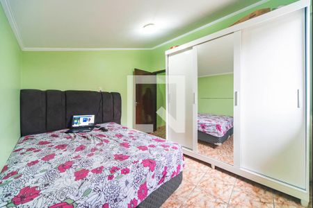 Casa à venda com 302m², 4 quartos e 2 vagas Casa à venda com 302m², 4 quartos e 2 vagasQuarto 4