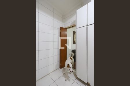 Casa à venda com 250m², 5 quartos e 4 vagas Casa à venda com 250m², 5 quartos e 4 vagasCozinha 2