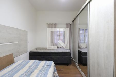 Casa à venda com 250m², 5 quartos e 4 vagas Casa à venda com 250m², 5 quartos e 4 vagasSuíte 2