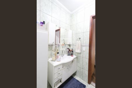 Casa à venda com 250m², 5 quartos e 4 vagas Casa à venda com 250m², 5 quartos e 4 vagasBanheiro da Suíte 1