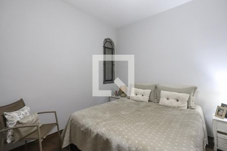 Casa à venda com 250m², 5 quartos e 4 vagas Casa à venda com 250m², 5 quartos e 4 vagasSuíte 1