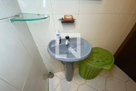 Casa para alugar com 250m², 4 quartos e 4 vagasBanheiro 2