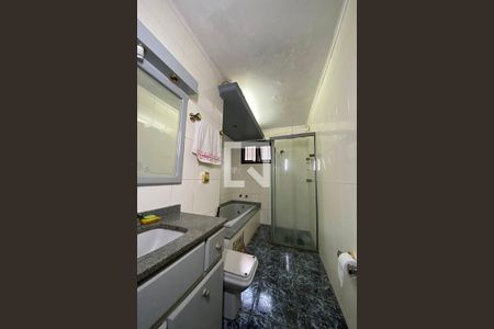 Casa para alugar com 250m², 4 quartos e 4 vagasBanheiro da Suíte