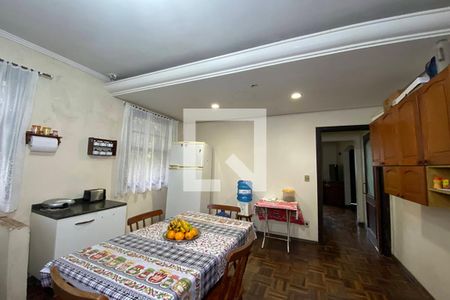 Casa para alugar com 250m², 4 quartos e 4 vagasCozinha