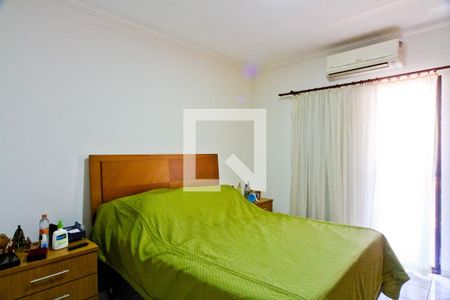 Casa à venda com 150m², 3 quartos e 2 vagas Casa à venda com 150m², 3 quartos e 2 vagasSuíte