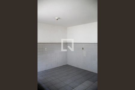 Cozinha de casa para alugar com 1 quarto, 40m² em Nova Gerty, São Caetano do Sul
