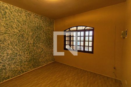 Quarto de casa para alugar com 1 quarto, 30m² em Jardim Nomura, Cotia