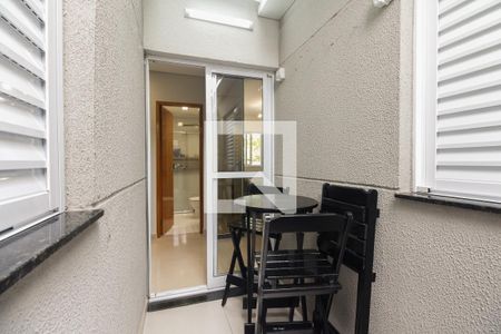 Varanda/Área Externa Privativa  de apartamento para alugar com 2 quartos, 52m² em Guaiaúna, São Paulo