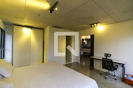 Quarto de apartamento à venda com 1 quarto, 70m² em Vila Suzana, São Paulo