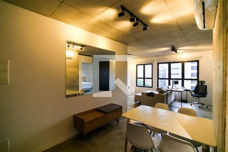 Sala de apartamento à venda com 1 quarto, 70m² em Vila Suzana, São Paulo