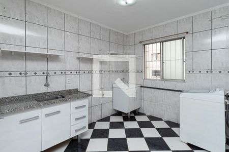Apartamento à venda com 54m², 2 quartos e 1 vagaCozinha e Área de Serviço