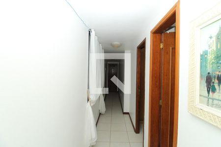 Apartamento à venda com 240m², 3 quartos e 2 vagasCorredor - Quartos