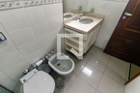 Casa para alugar com 550m², 3 quartos e 3 vagas Casa para alugar com 550m², 3 quartos e 3 vagasBanheiro da Suíte 1