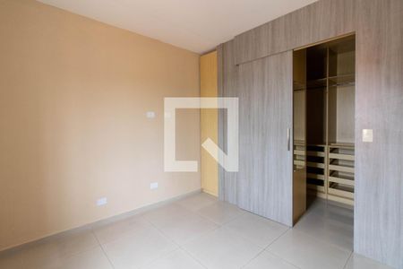 Quarto 1 de casa para alugar com 4 quartos, 130m² em Jardim Santa Cecília, Guarulhos