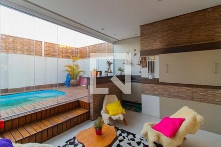 Casa à venda com 207m², 3 quartos e 3 vagasQuintal