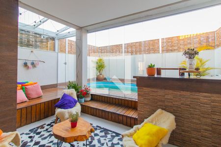 Casa à venda com 207m², 3 quartos e 3 vagasQuintal