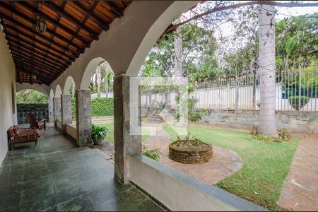 Varanda da Sala de casa de condomínio para alugar com 6 quartos, 1000m² em Ouro Velho Mansões, Nova Lima