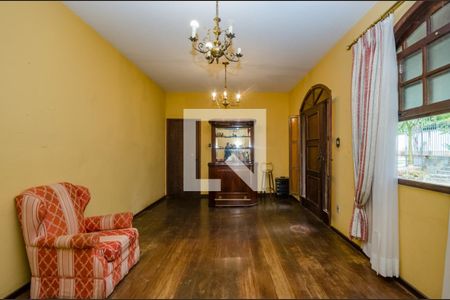 Sala 1 de casa de condomínio para alugar com 6 quartos, 1000m² em Ouro Velho Mansões, Nova Lima