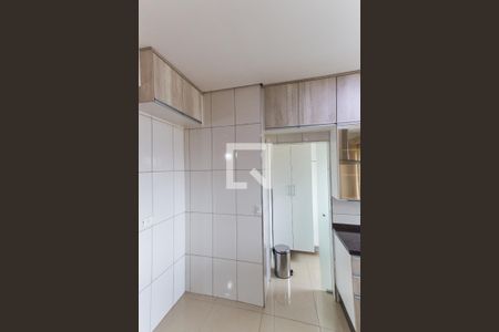 Apartamento à venda com 68m², 2 quartos e 1 vagaCozinha