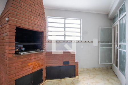 Casa à venda com 420m², 3 quartos e 3 vagas Casa à venda com 420m², 3 quartos e 3 vagasChurrasqueira