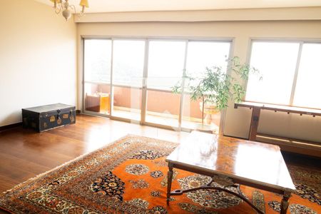 Sala de apartamento para alugar com 3 quartos, 180m² em Morumbi, São Paulo