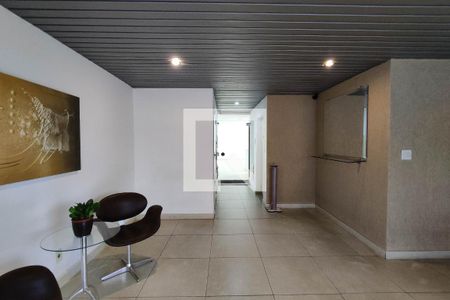 Apartamento para alugar com 70m², 2 quartos e 2 vagas Apartamento para alugar com 70m², 2 quartos e 2 vagasHall de Entrada