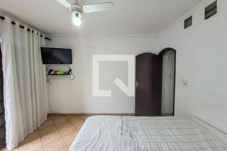 Casa à venda com 225m², 5 quartos e 2 vagas Casa à venda com 225m², 5 quartos e 2 vagasSuíte